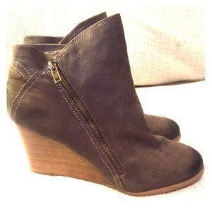 Hokus Pokus Up Hill Wedge Booties Taupe Size 11 M